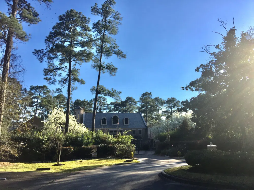 2802 Valley Drive Kingwood, Texas 77339