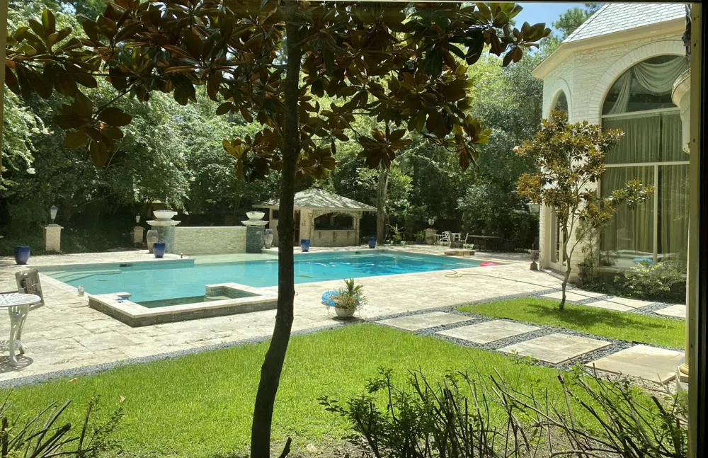 2802 Valley Drive Kingwood, Texas 77339