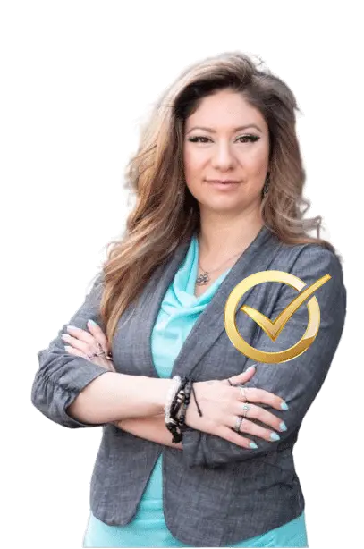 Kari Nealeigh Photo