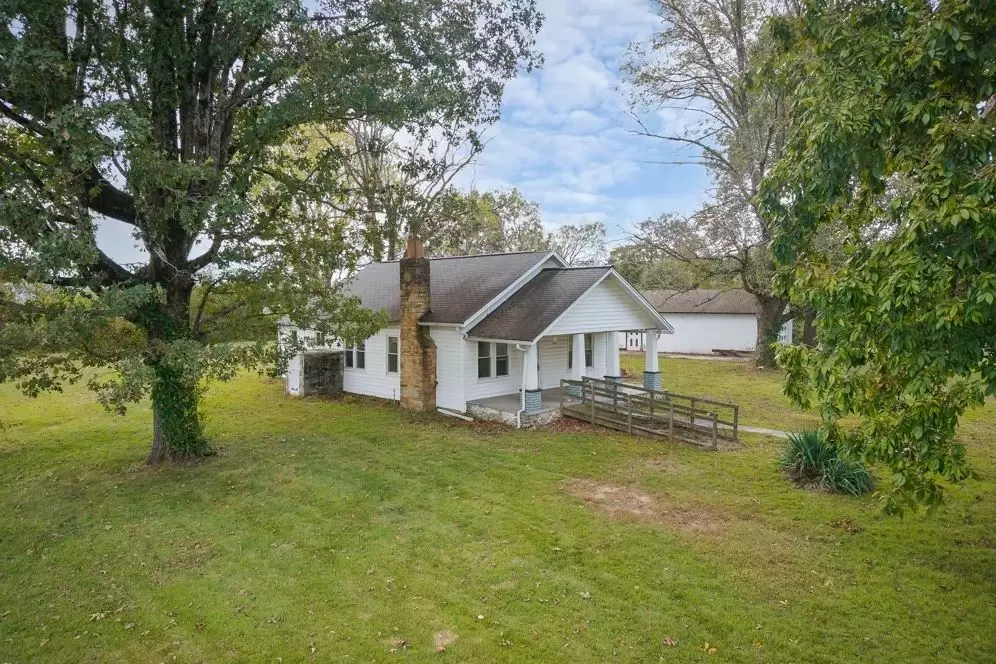 Adcock Auctions Photo